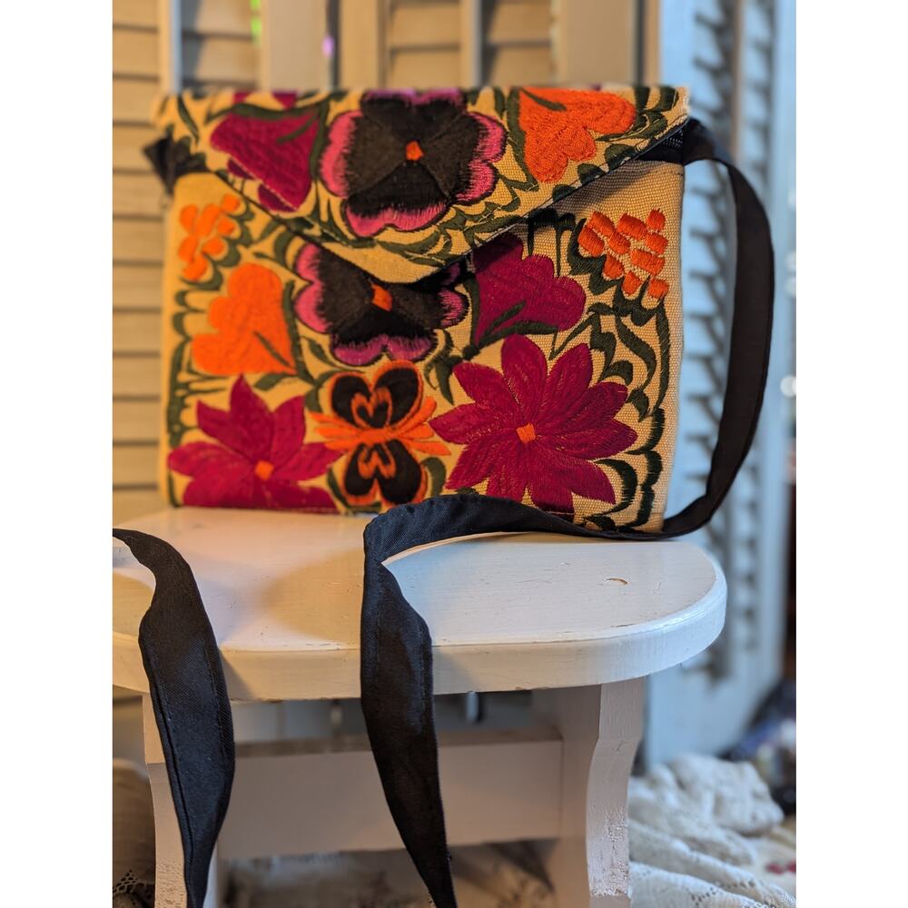 Handmade Chiapas Mexican floral embroidery crossbody bag